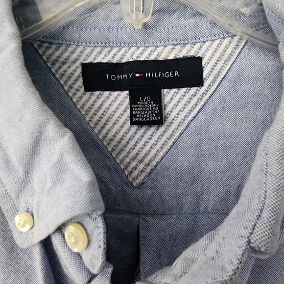 Tommy Hilfiger Button Up Short Sleeve Shirt Size Large - Picture 2 of 4